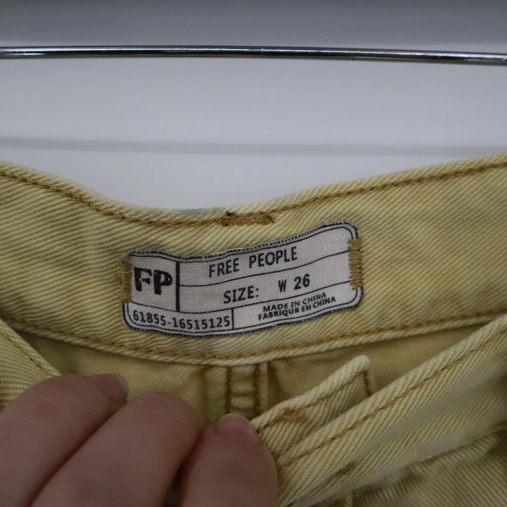 Free People Distressed‎ Denim Shorts Womens 26 Yellow Boho Earthy Rugged Indie